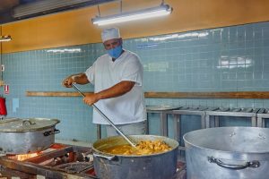 emprestur-sa-de-aseguramiento-servicio-elaboracion-aseguramiento-alimentos-bares-restaurantes-empresa