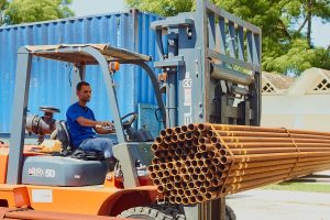 emprestur-sa-de-aseguramiento-servicio-transportacion-aseguramiento-barras-metal-empresa