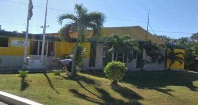 sucursal-emprestur-sa-santiago-de-cuba-entrada-principal-frente